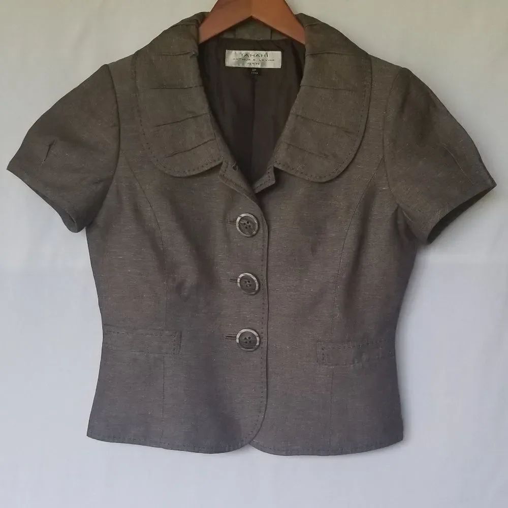 Tahari brown short blazer